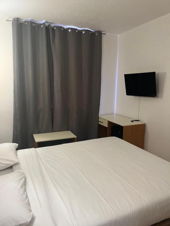 Hotel Aurelia Les Arcs-sur-Argens Экстерьер фото